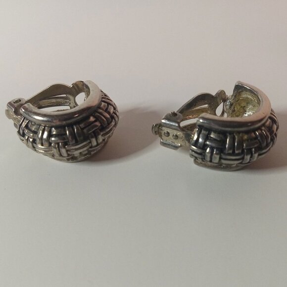 VINTAGE Silver-tone Celtic Knot Clip on  Earrings - Picture 1 of 11